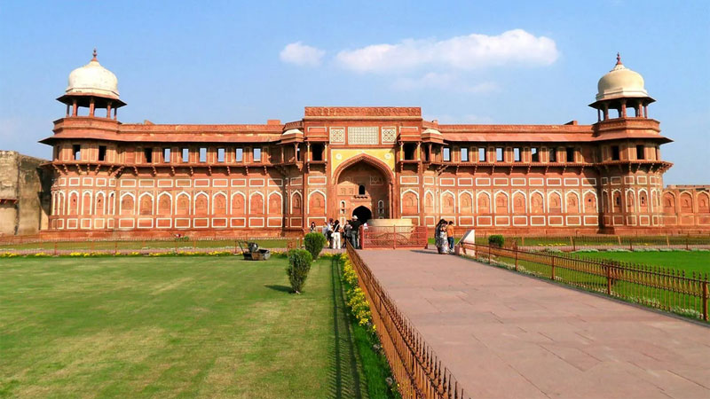 Same day Agra Tour by Shatabdi Express Train from Delhi