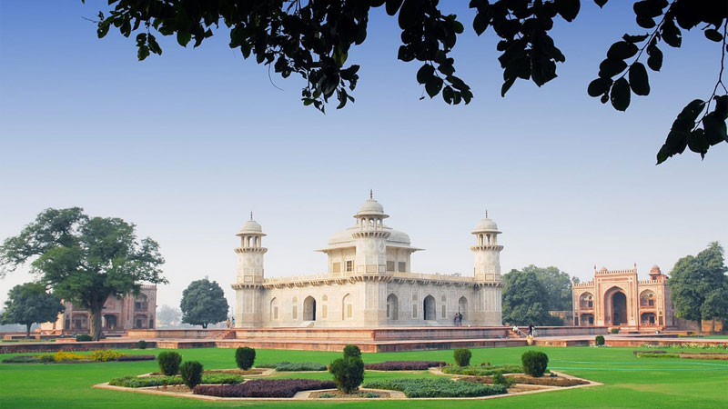 Taj Mahal Local Tour