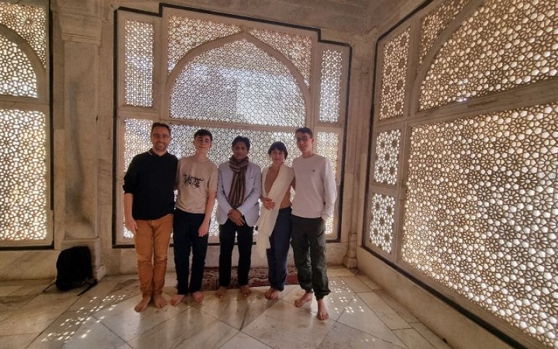 6979f2a4cd0e3-tajmahal6